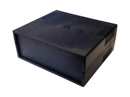 Кутия средна черна 140х55х120 mm