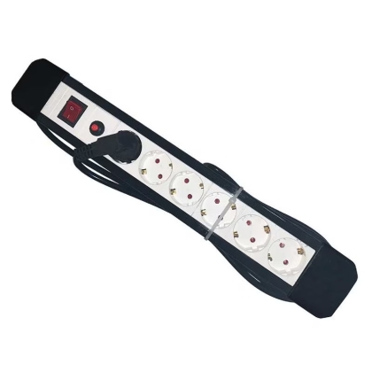 Разклонител   6-ца  +  ключ   и   защита   3 m