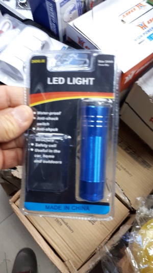 Алуминиев фенер с 9 LED